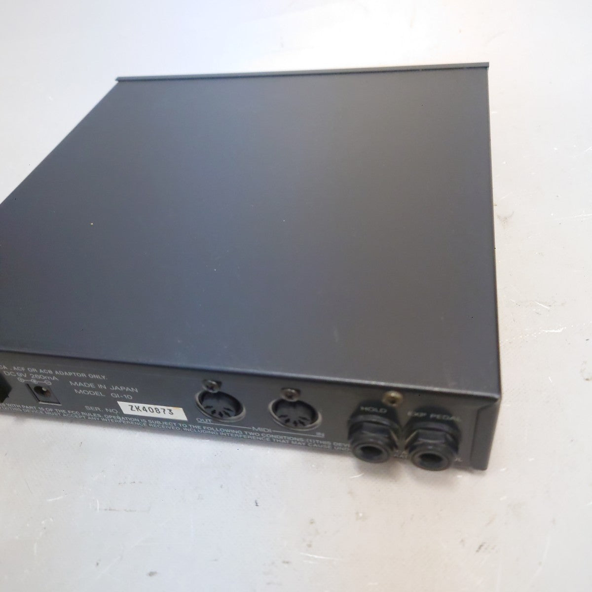 Roland GI-10 Guitar MIDI Interface Converter from Japan