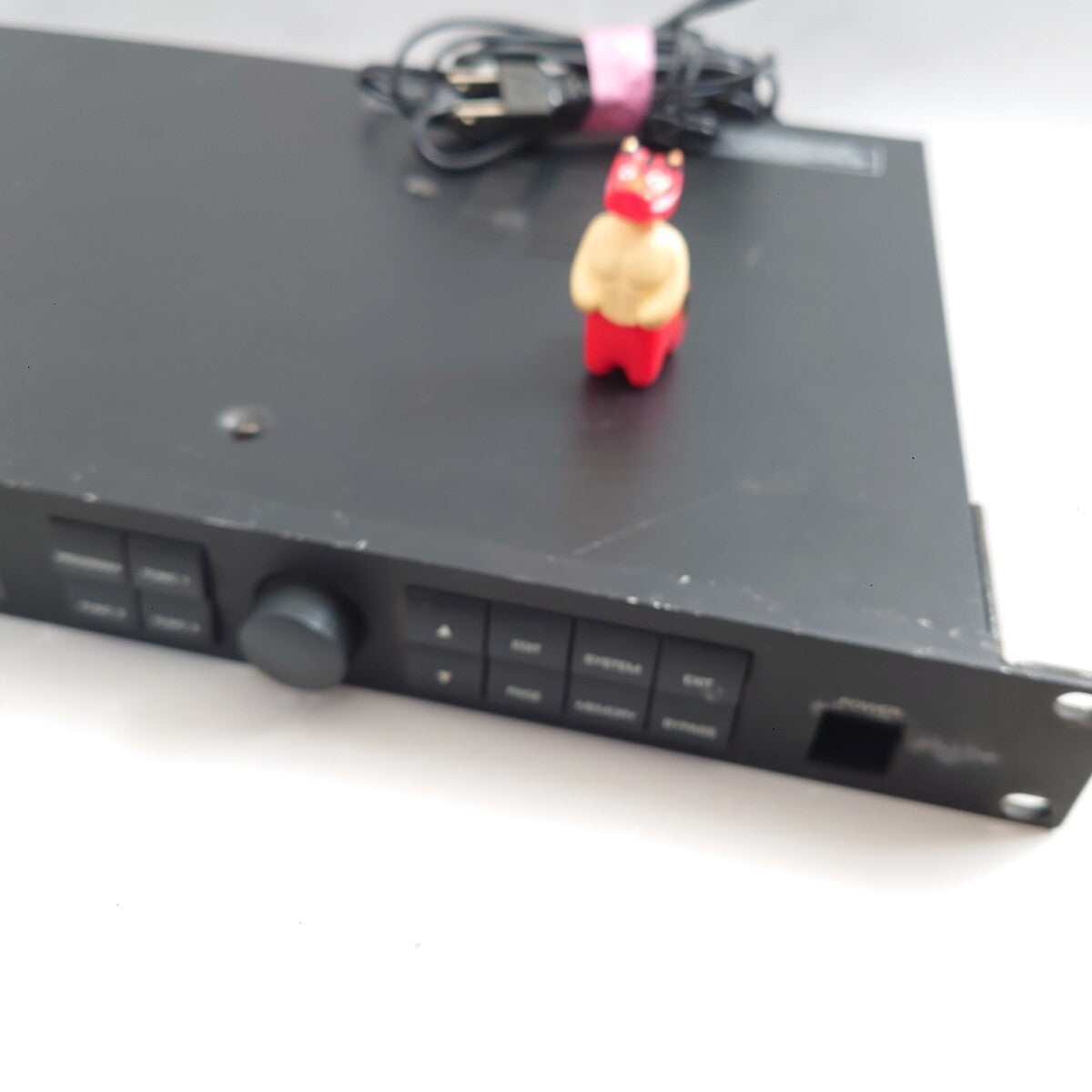 Roland SDE-330 Dimensional Space Delay Digital Delay Effect Processor free ship