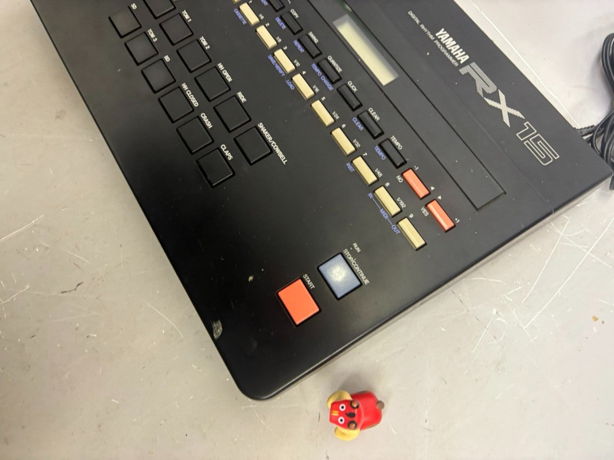 Yamaha RX15 Digital Drum Machine Rhythm Composer from Japan