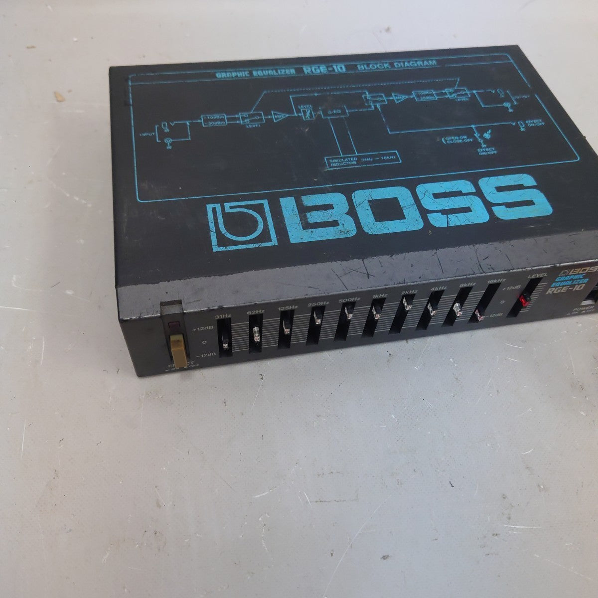 BOSS RGE-10 Graphic Equalizer Japan Used Guitar Effect Rackmount EQ from japan