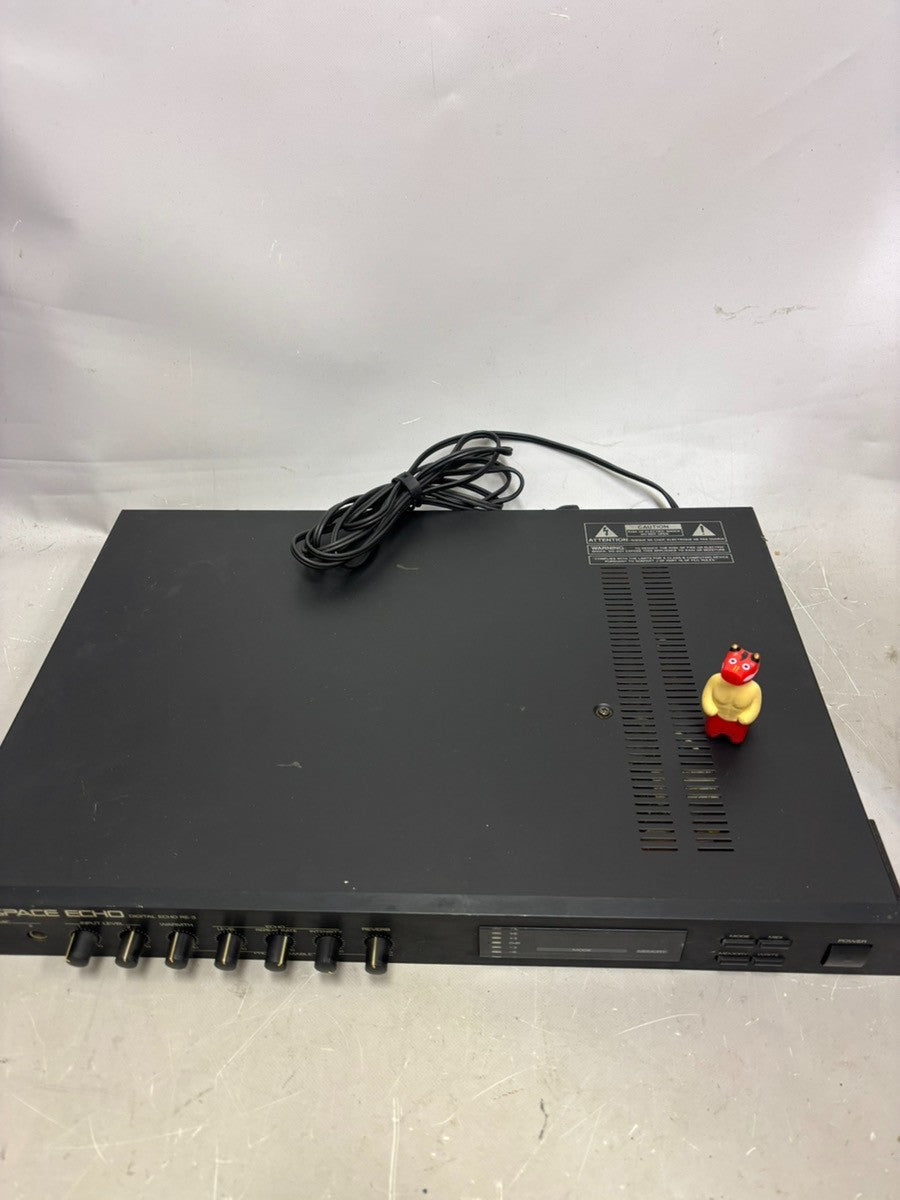 Roland RE-3 Digital Space Echo Various Effect Delay Rack Unit Tested