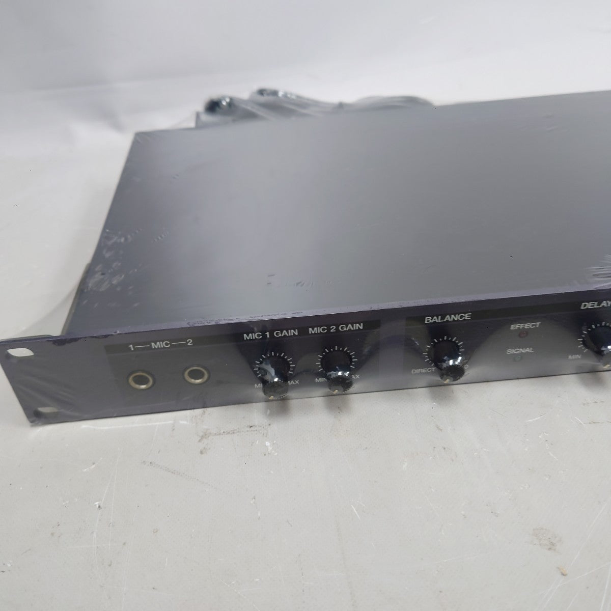Roland RVE-800 Digital Reverb Processor Rack Unit for Studio from Japan