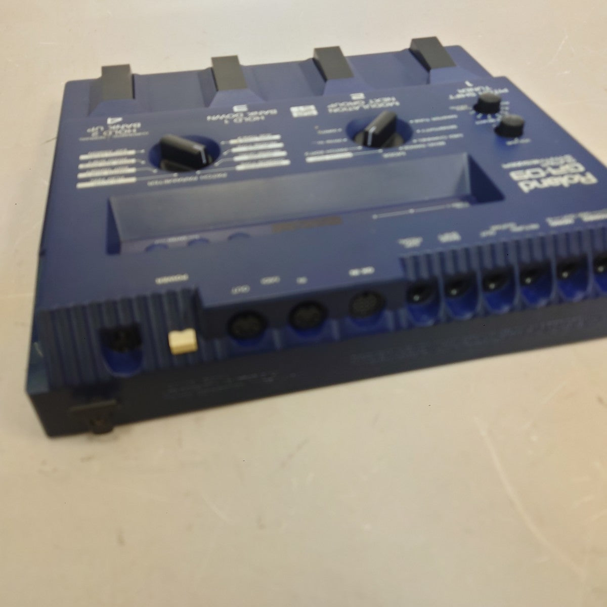 Roland GR-09 Guitar Synthesizer Controller MIDI Effects Processor from Japan
