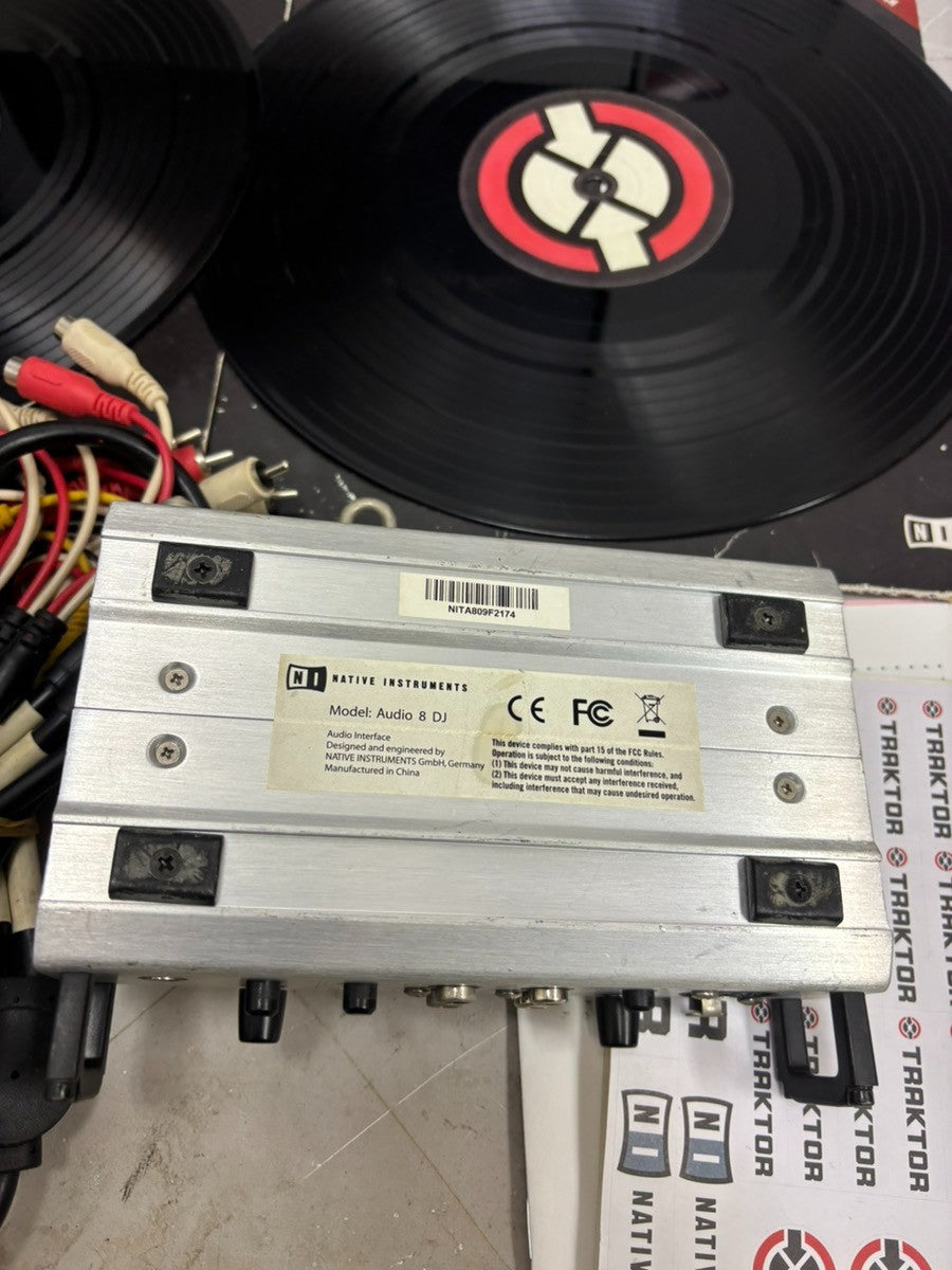 Native Instruments Audio 8 DJ Traktor Scratch Pro Vinyl Set Tested Working