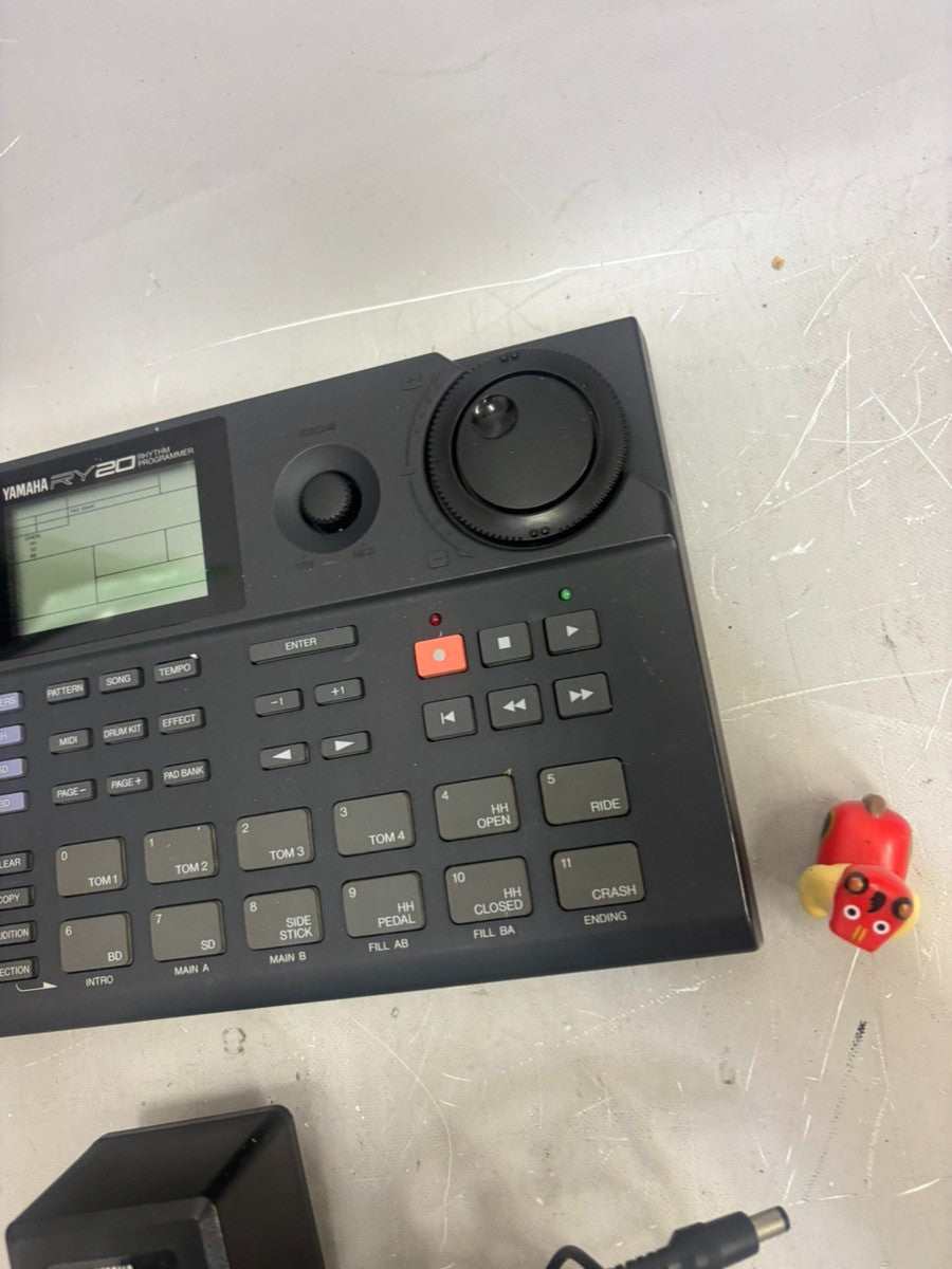 YAMAHA RY20 Rhythm Programmer Drum Machine with adapter from Japan