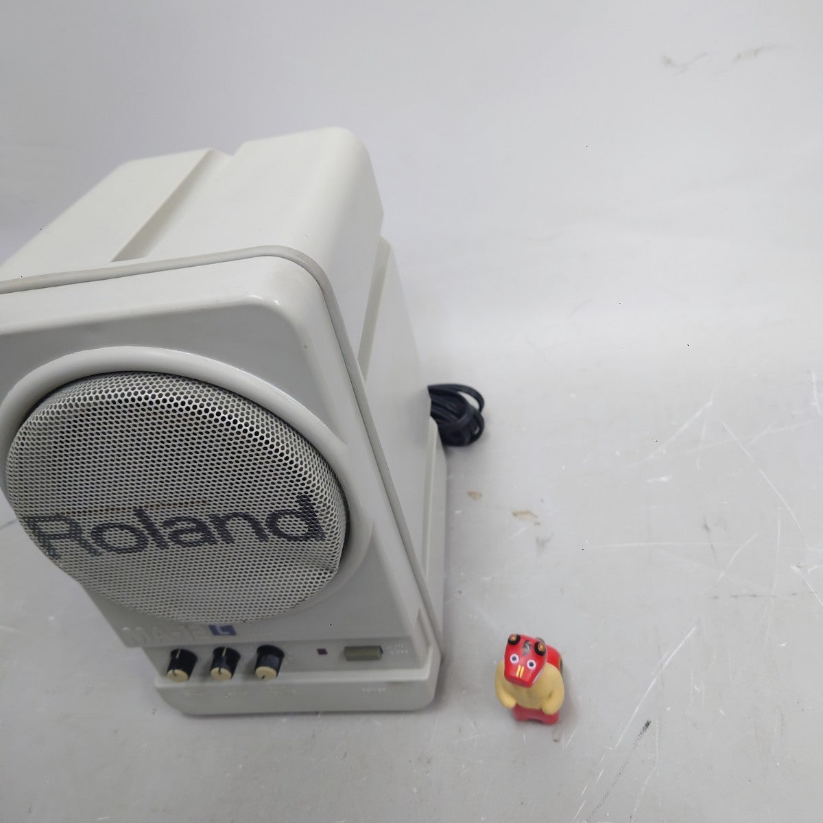 Roland MA-12C Stereo Micro Monitor Single Powered Speaker Amplified from Japan