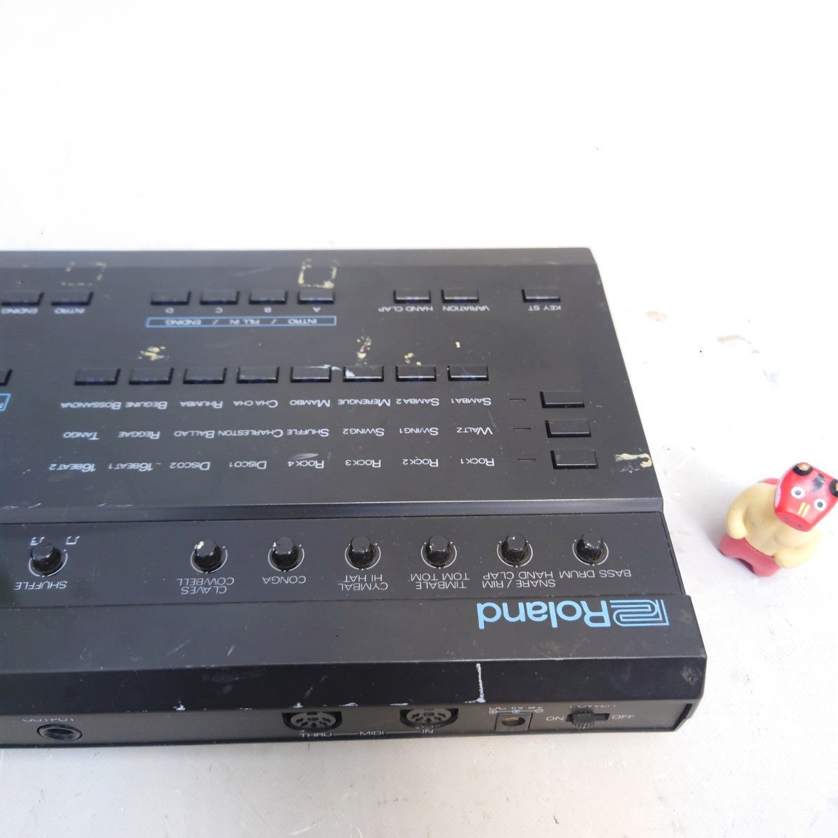 Roland CR-1000 Digital Rhythm Drum Machine Vintage Unit from Japan