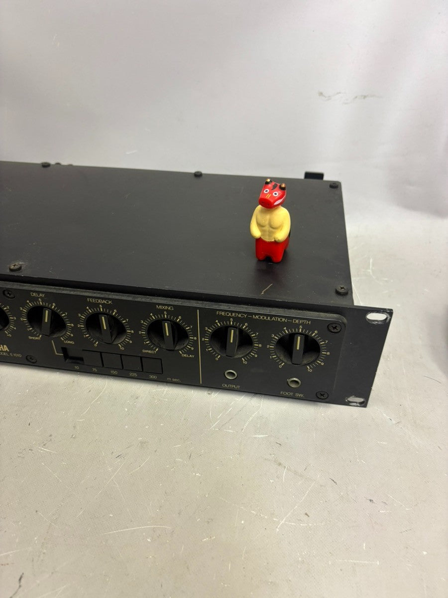 Yamaha E1010 Analog Delay Rack Echo Unit Untested