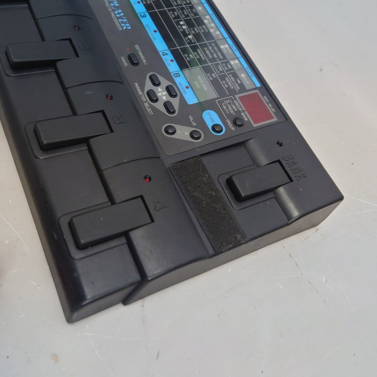 ZOOM 2020 Advanced Guitar Effects Processor Multi-Effects Pedal Tested from Japa