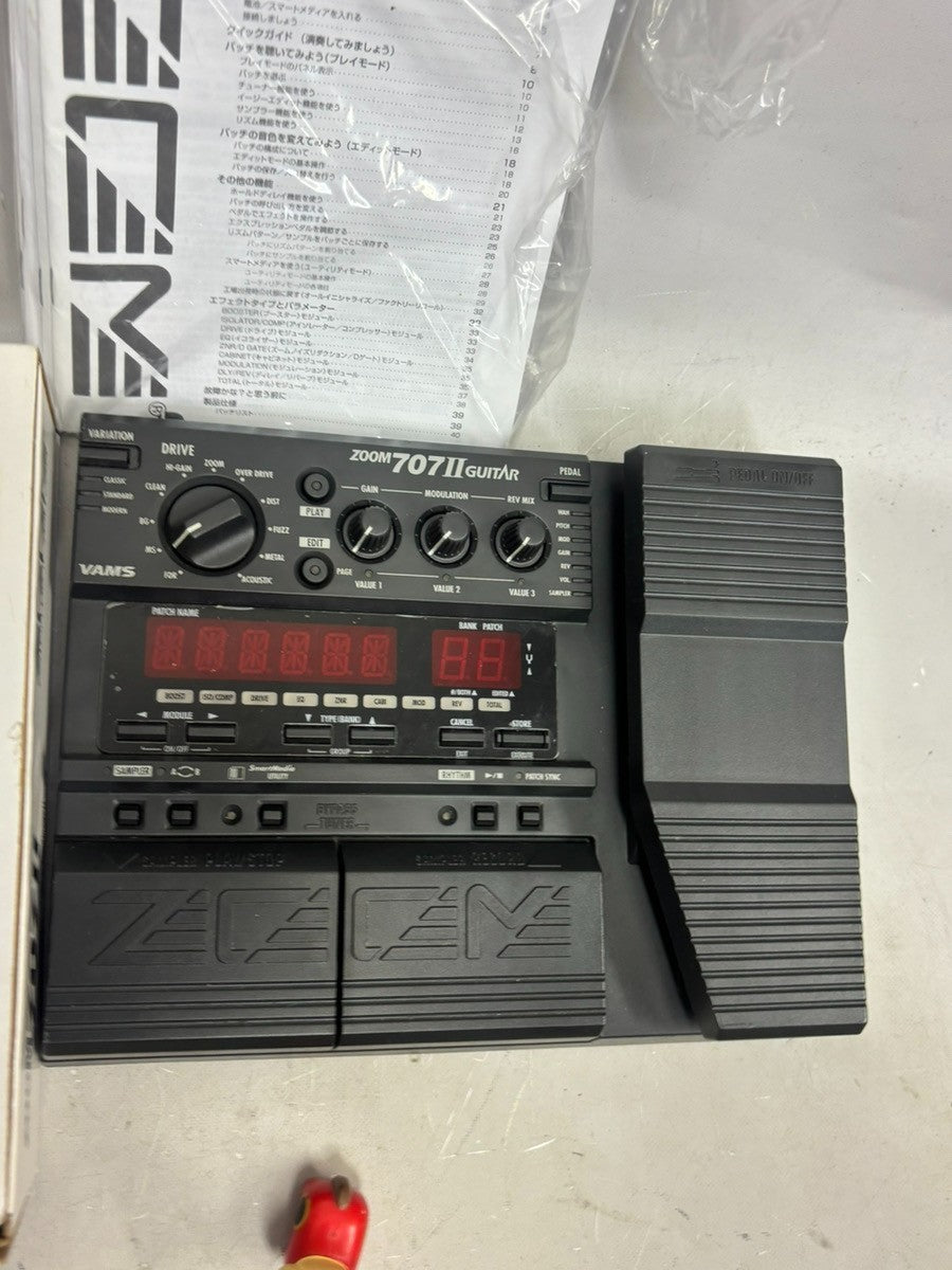 Zoom 707II Guitar Multi Effects Processor Pedal from Japan