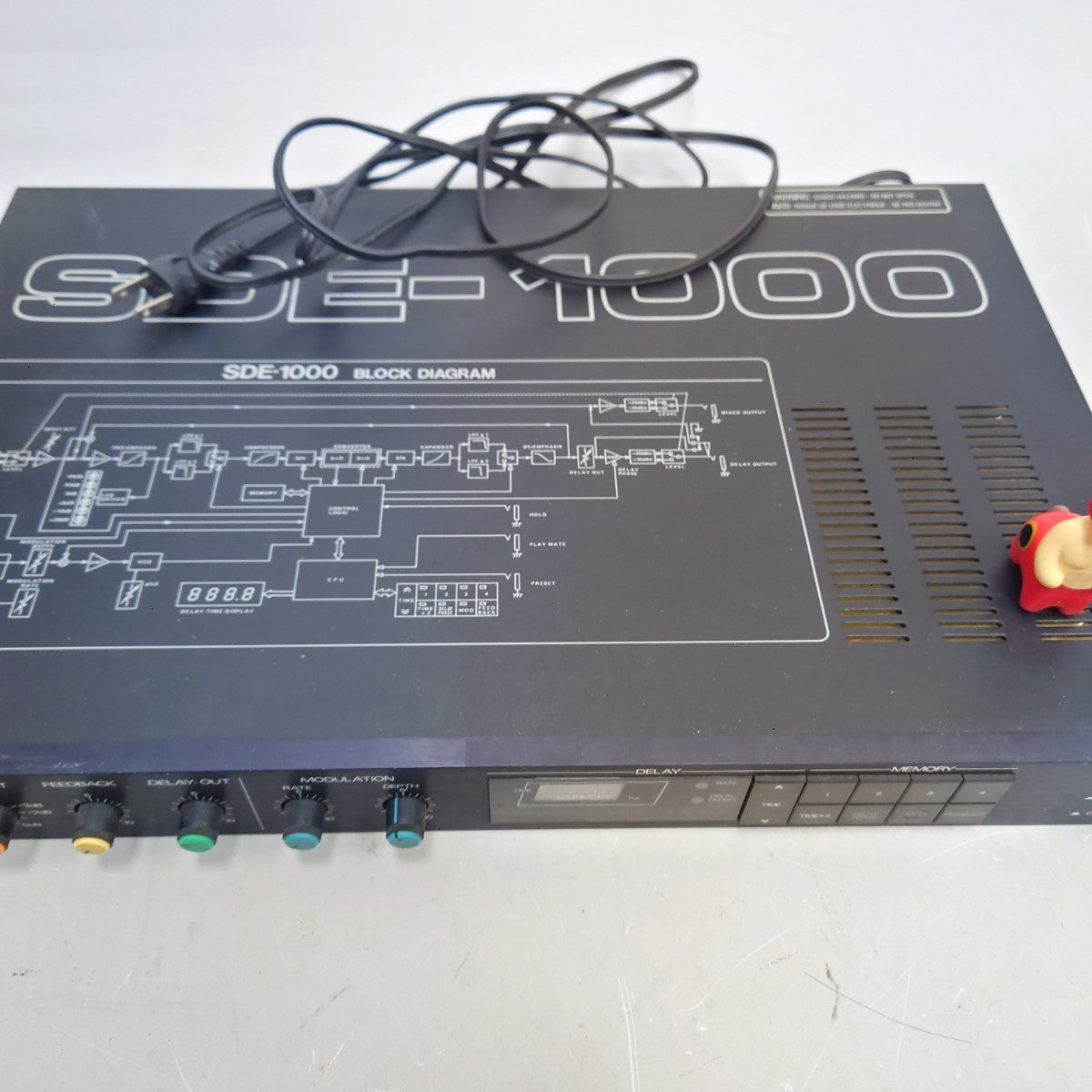 Roland SDE-1000 Digital Delay Rackmount Effect Processor from Japan