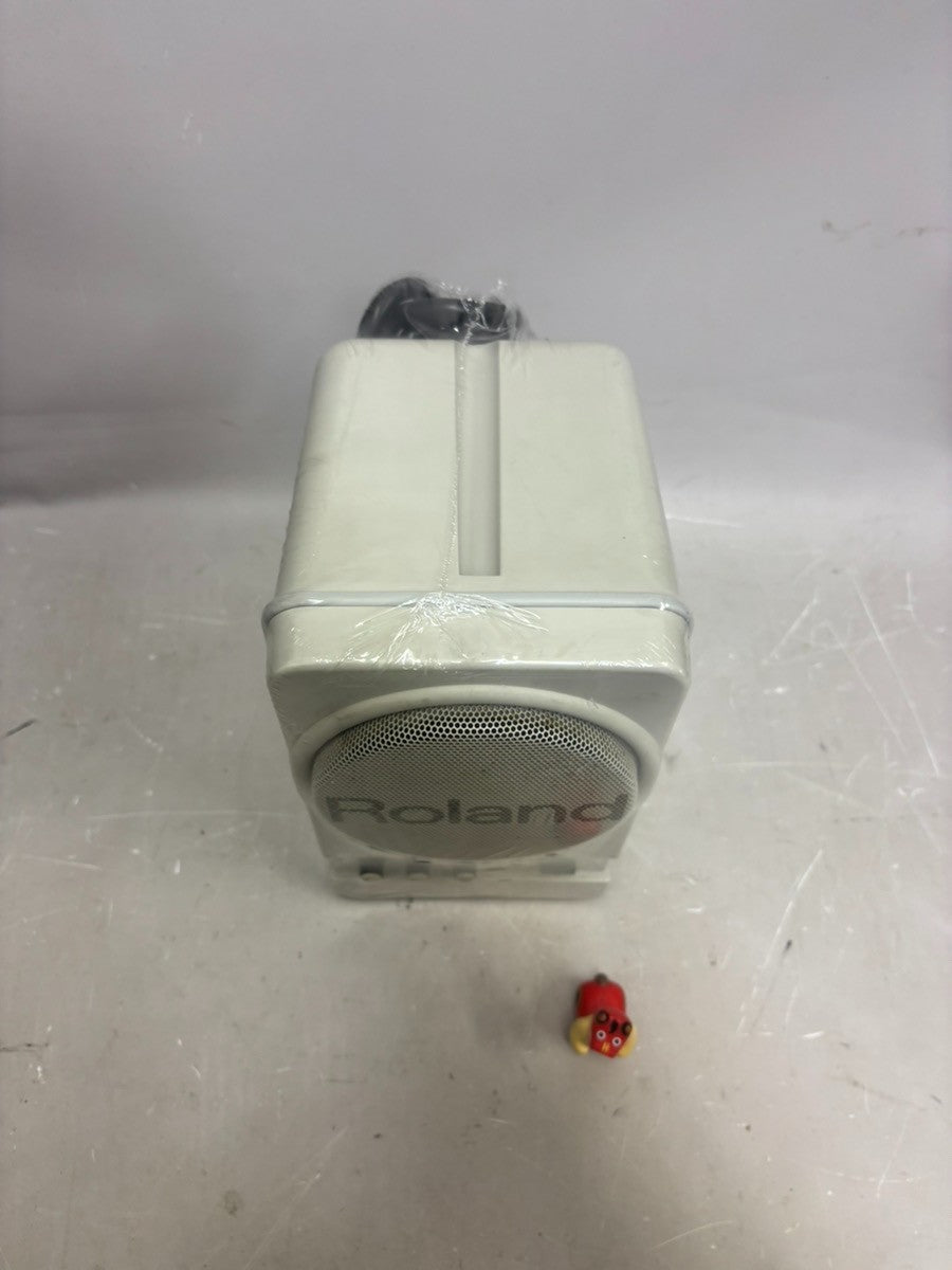 Roland MA-12C Stereo Micro Monitor Single Powered Speaker from Japan