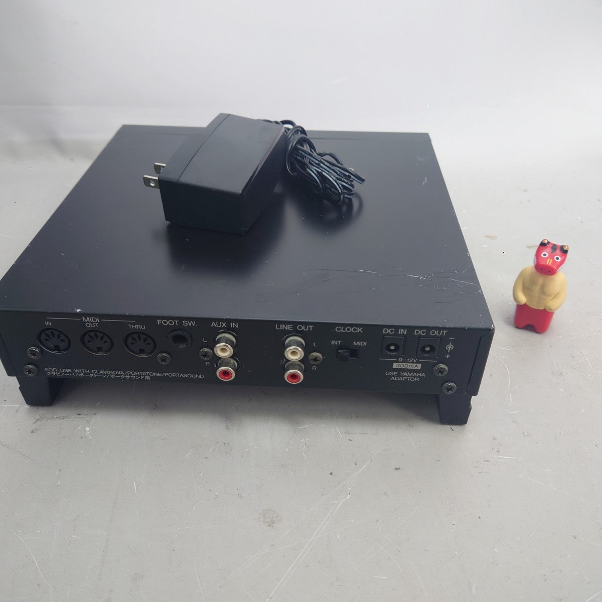 Yamaha EMR-1 Digital Drum Machine Rhythm Programmer from Japan