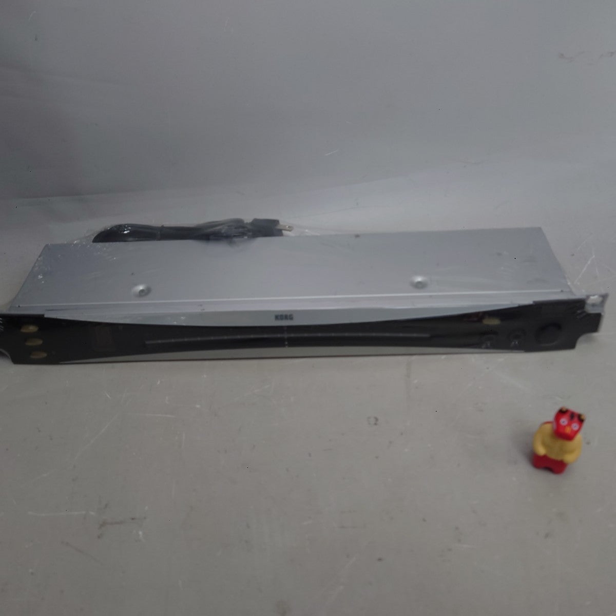 KORG DTR-1000 Rack Mount Digital Tuner Guitar Bass from Japan