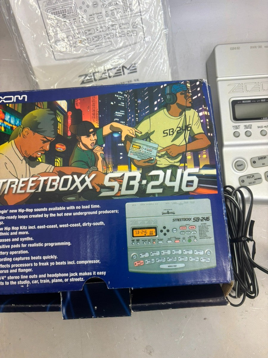 ZOOM SB-246 Streetboxx Drum Machine Groove Sampler from Japan