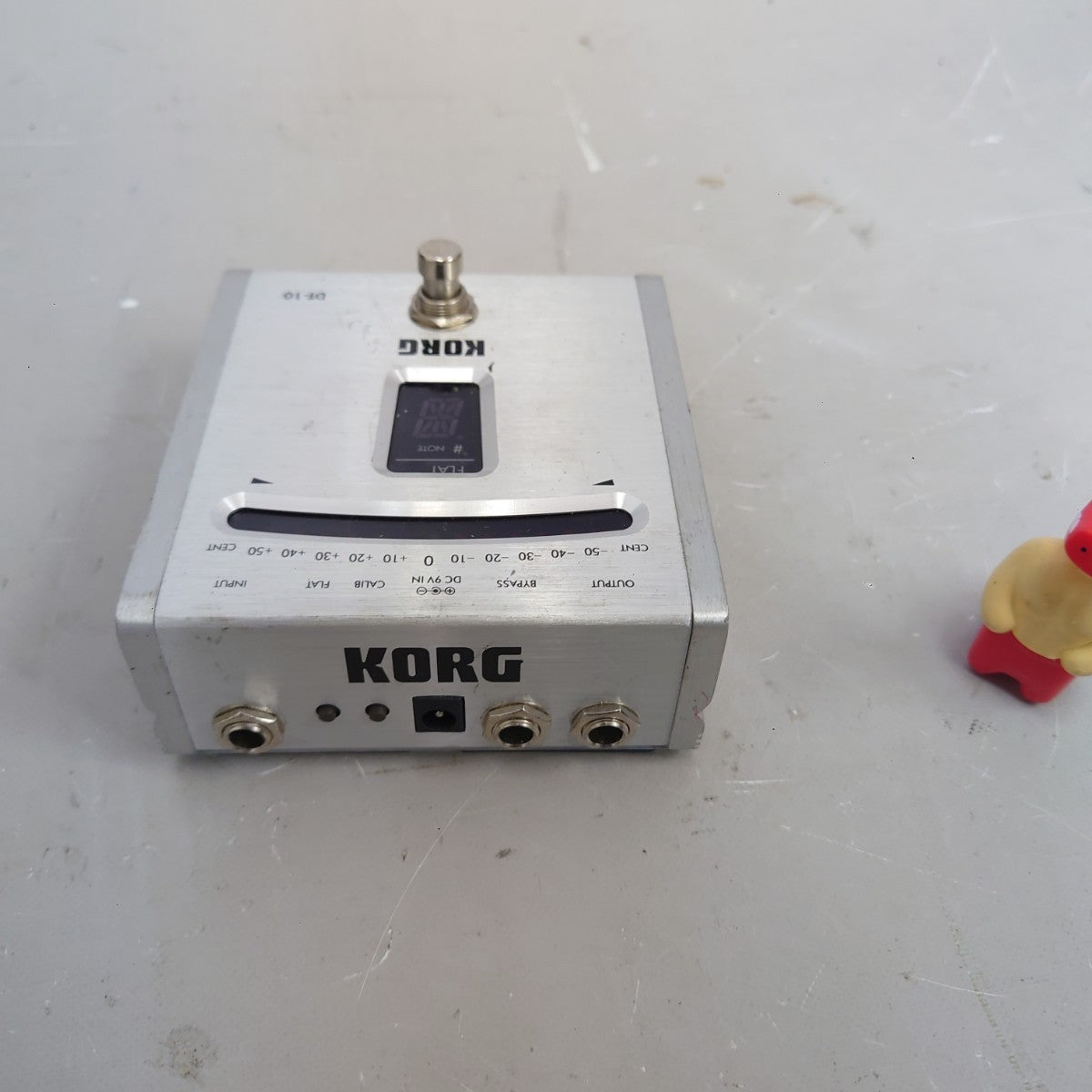 KORG DT-10 Chromatic Tuner Pedal for Electric Guitar from Japan