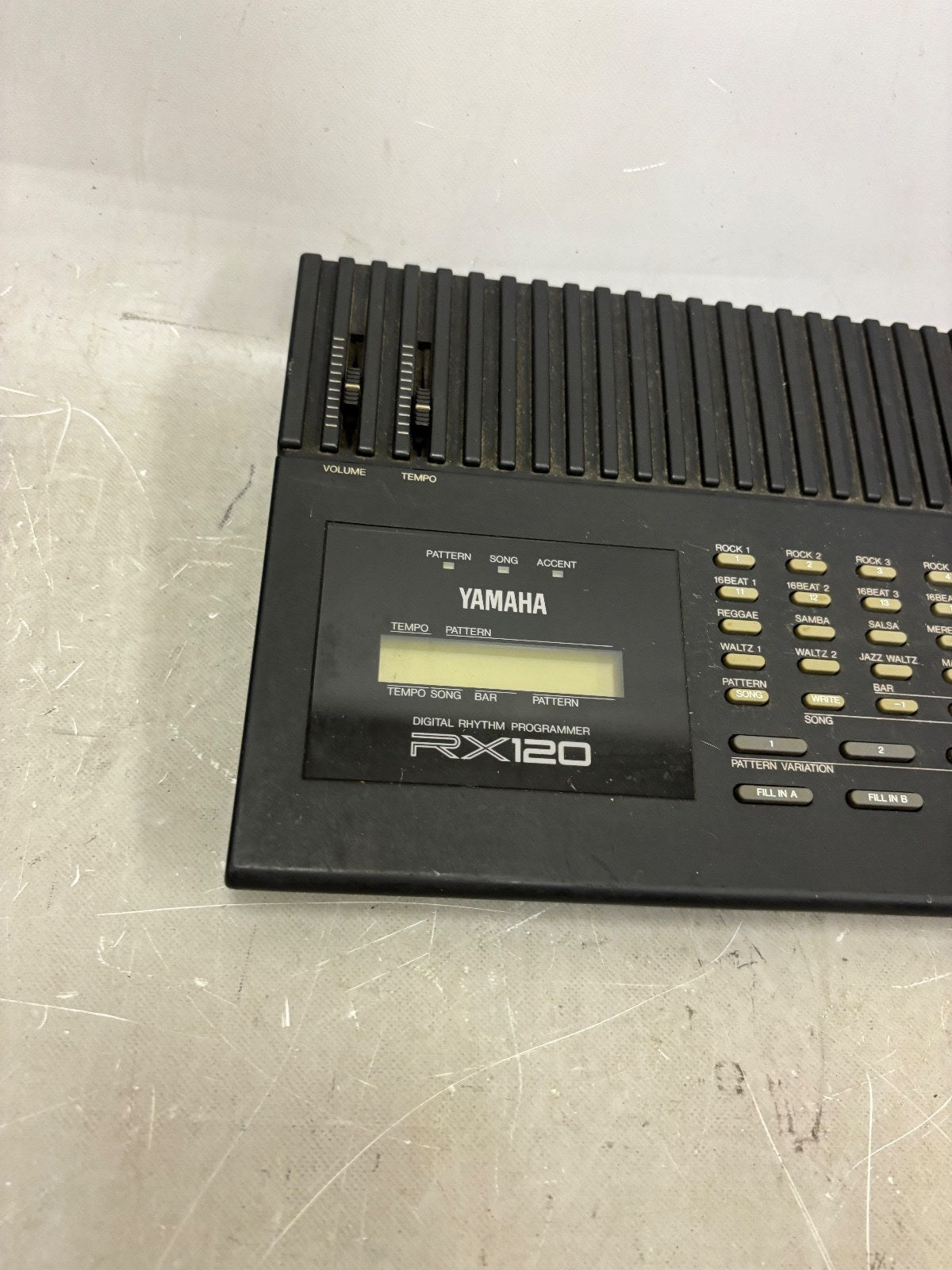 YAMAHA RX120 Digital Rhythm Programmer Drum Machine 38 PCM Sounds MIDI from Japa