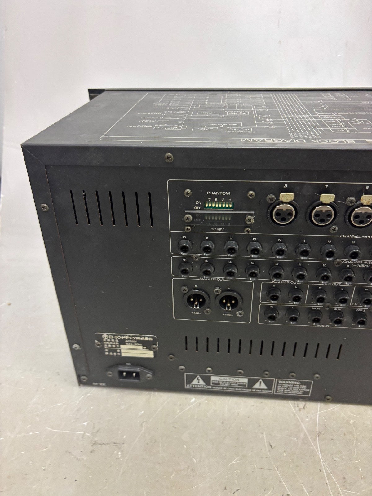 Roland M-16E Analog Mixer