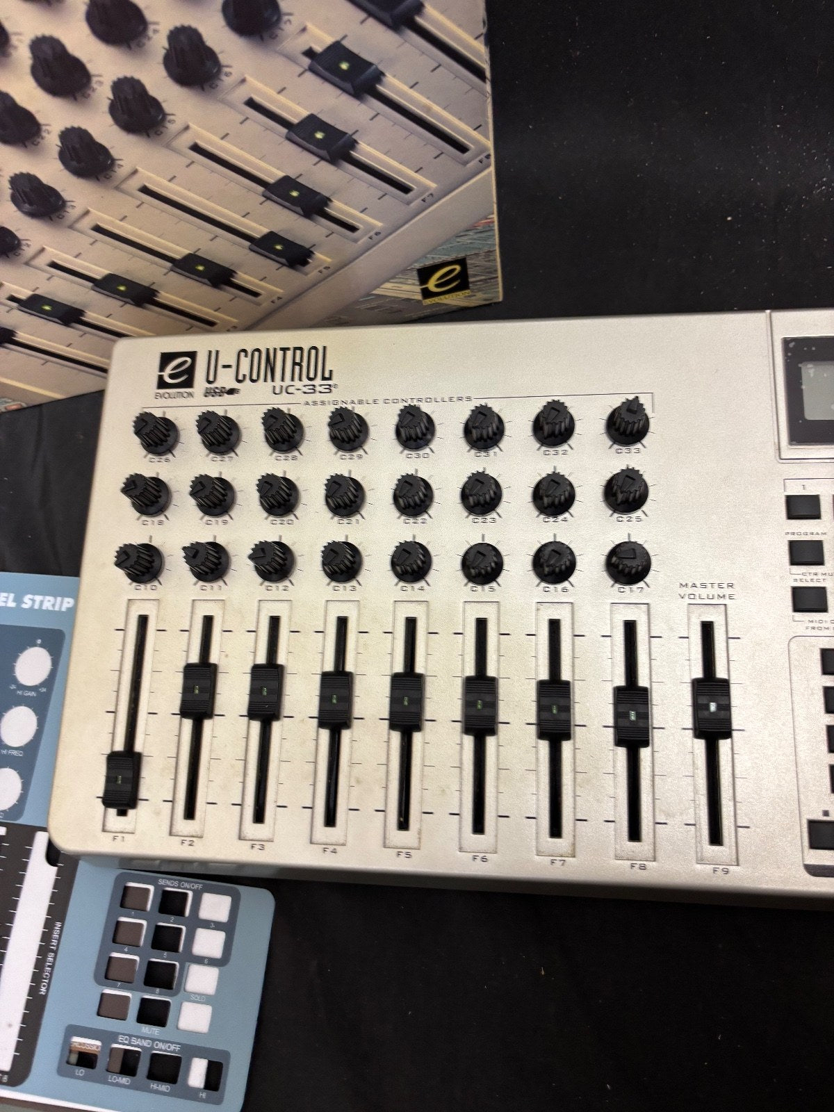 Evolution U-Control UC-33 USB MIDI Controller – Tested – Box &  Overlays