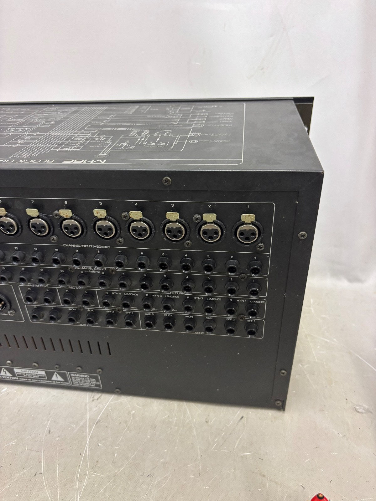 Roland M-16E Analog Mixer