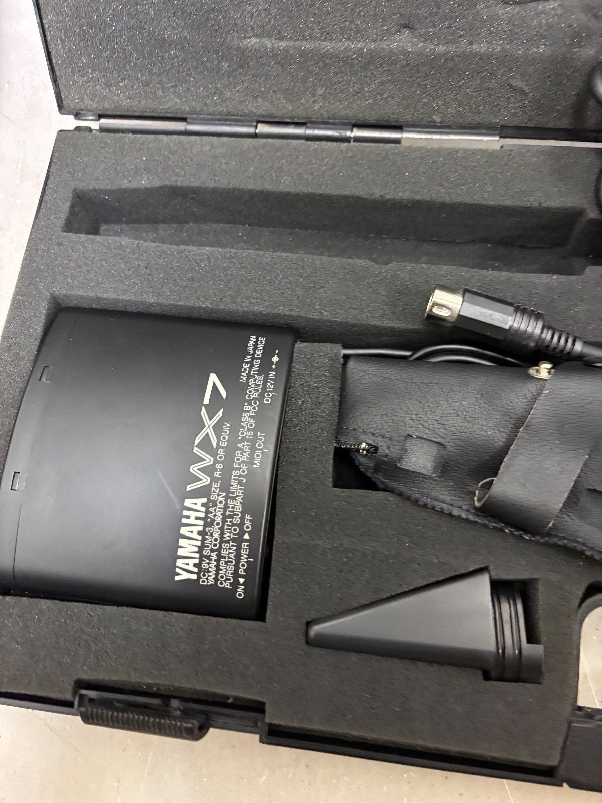 Yamaha BT7 Wireless Transmitter Bodypack with hard case for wx7 not tested