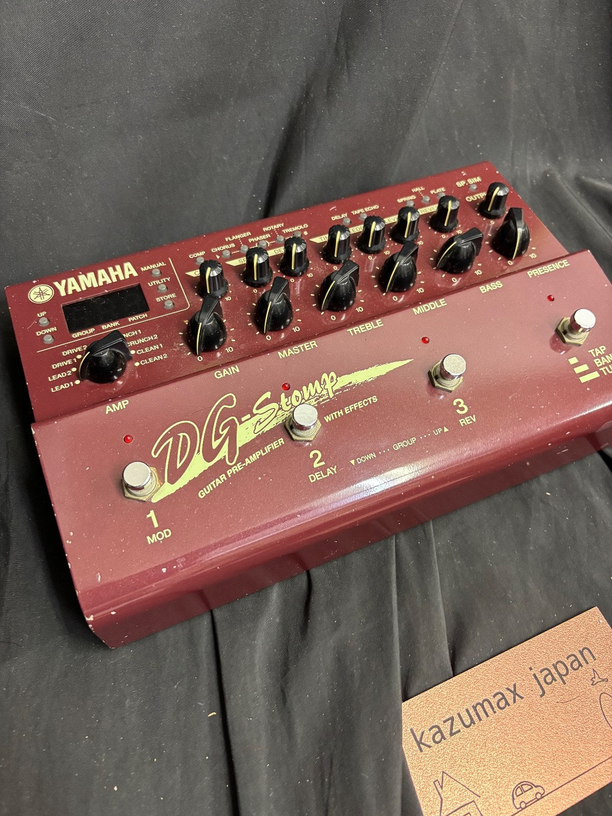 YAMAHA DG-Stomp Guitar Preamplifier Multi Effects Processor