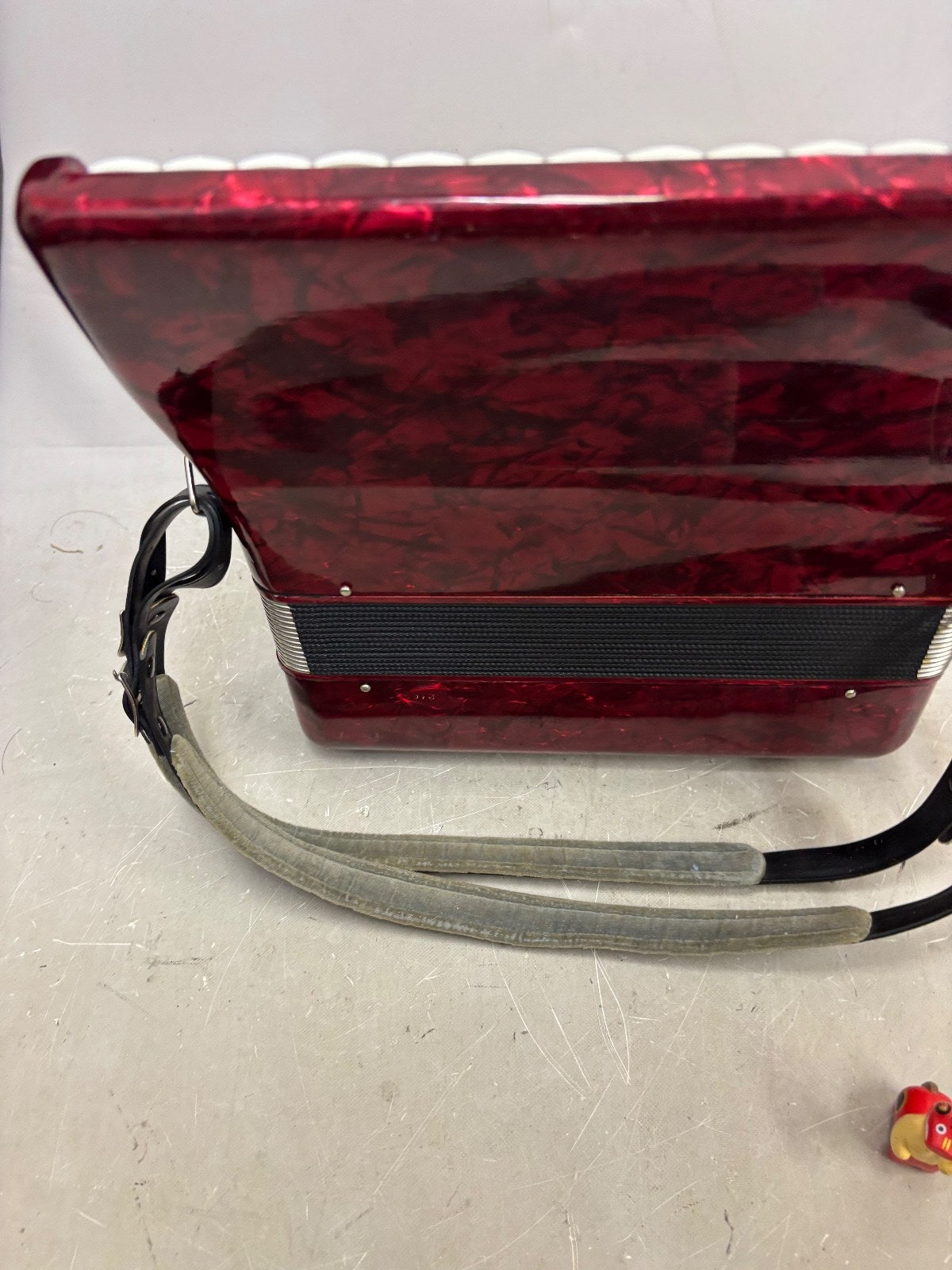 YAMAHA accordion part 25 keys 12 bass red
