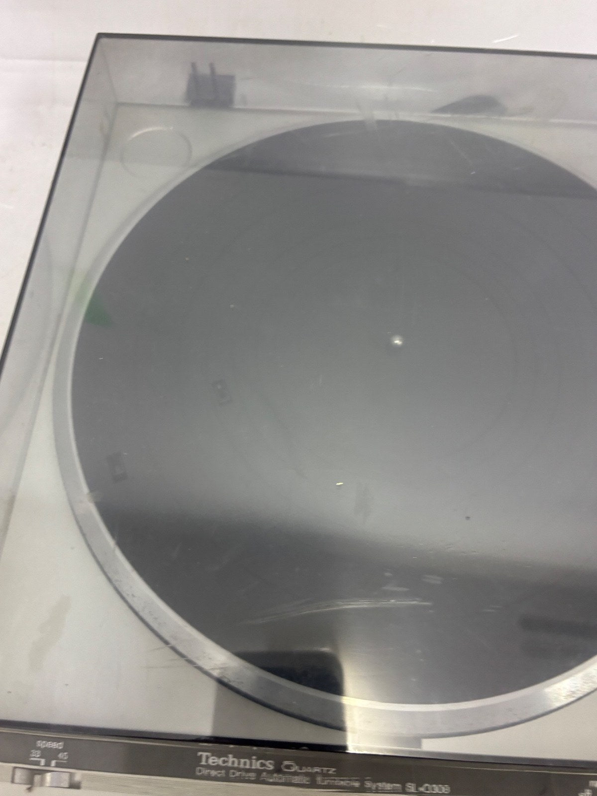 Technics SL-Q300 Fully Automatic Quartz Direct Drive Turntable TESTED
