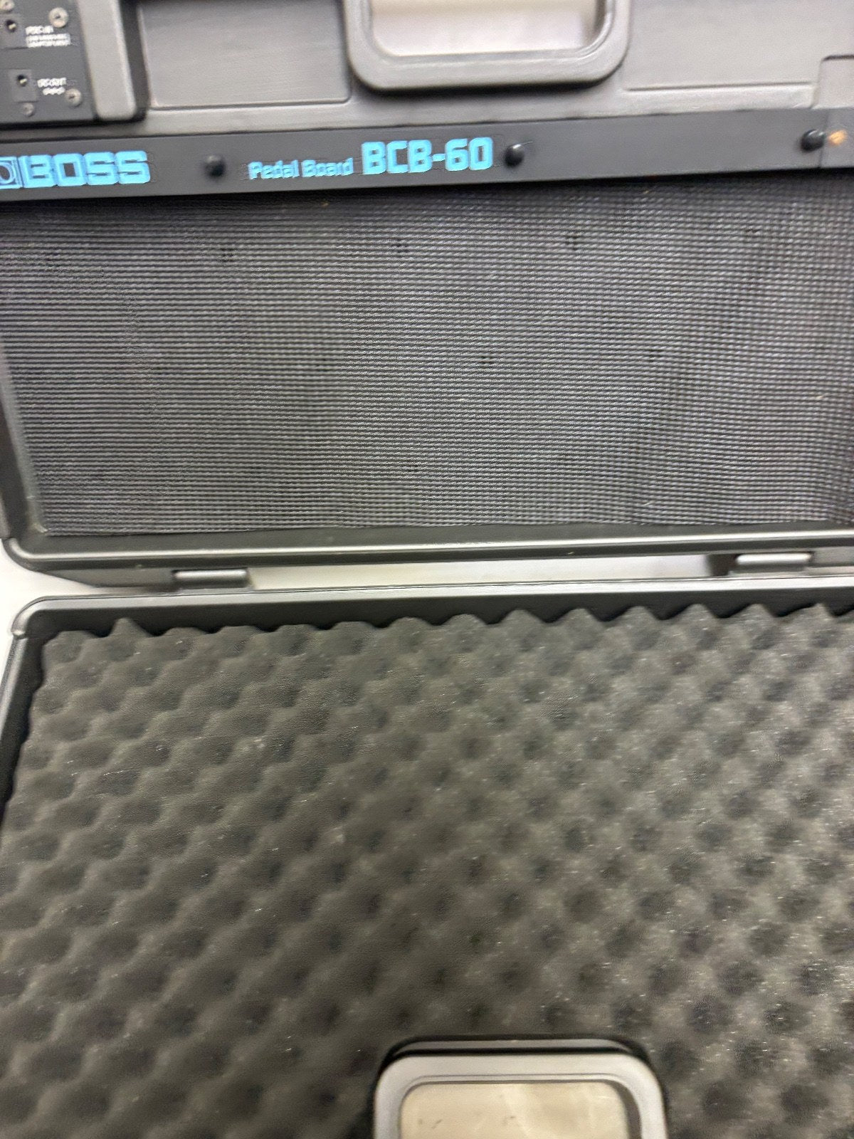 BOSS Bcb-60 Pedal Board and Case Black