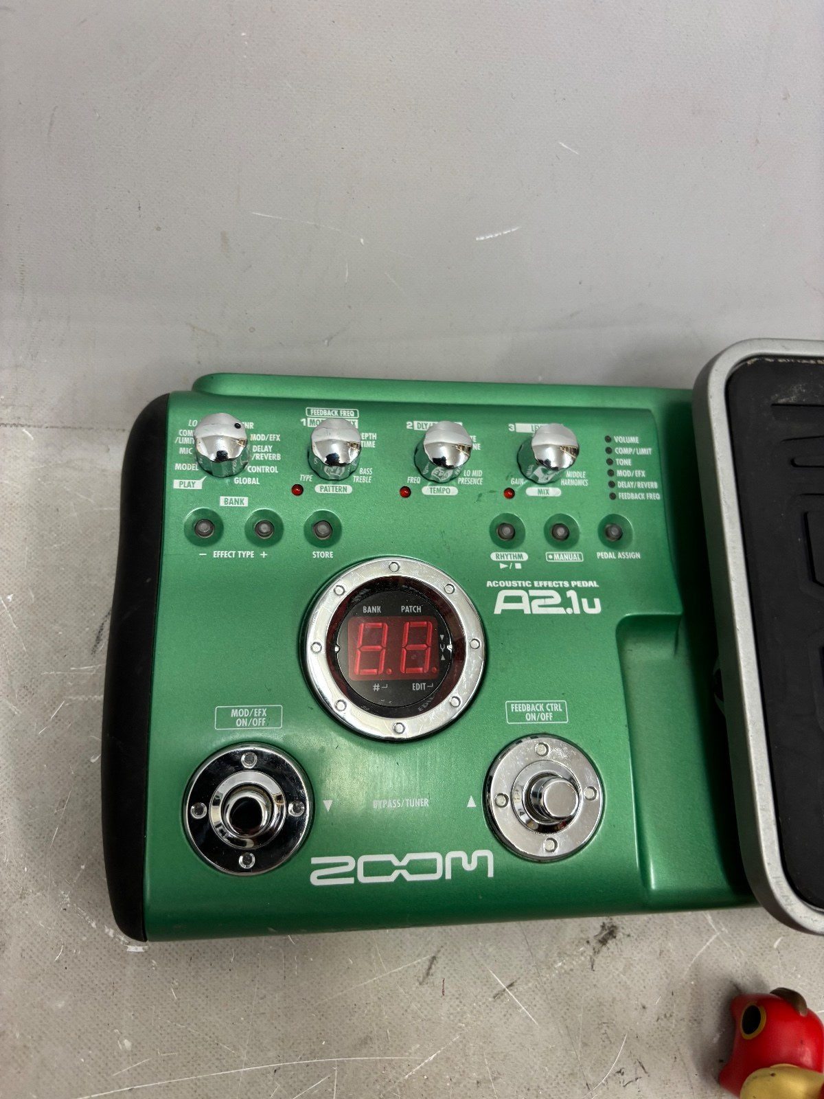 Zoom A2.1u Acoustic Guitar Multi Effects Pedal Good condition