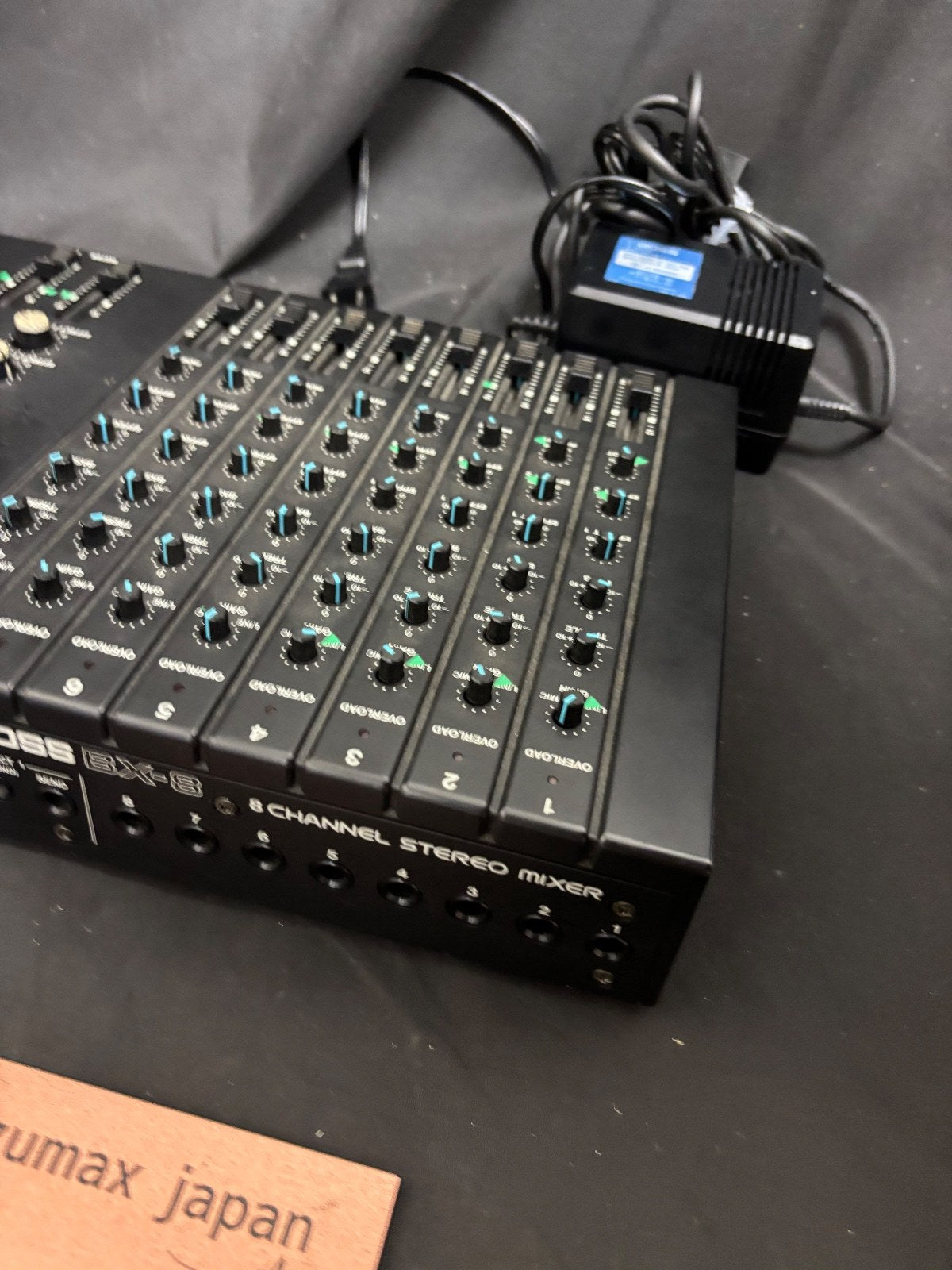 BOSS BX-8 8Ch Compact Stereo Mixer with adapter