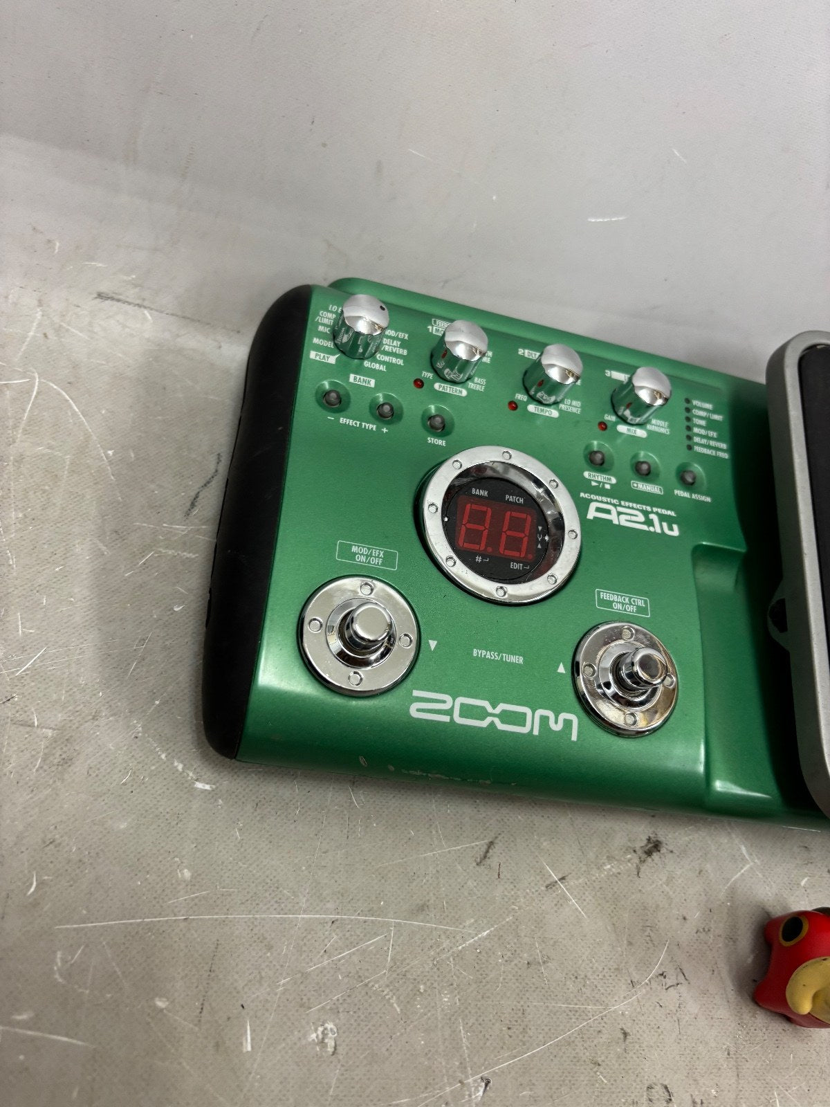 Zoom A2.1u Acoustic Guitar Multi Effects Pedal Good condition