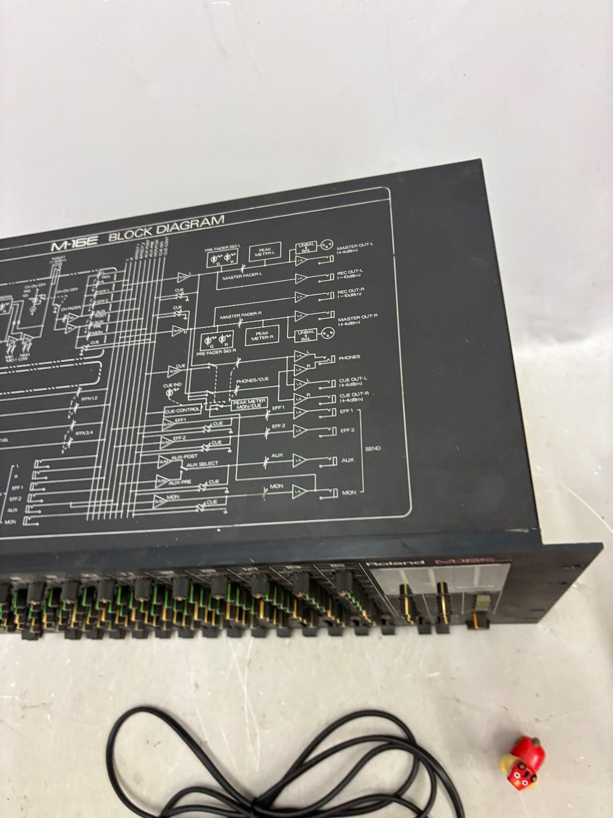Roland M-16E Analog Mixer