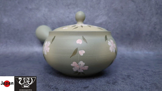Teapot | Tokoname ware pottery | Mugwort mud weeping cherry blossom teapot 210cc